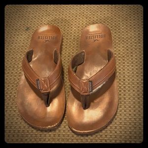 🔥 Hollister Flip Flops